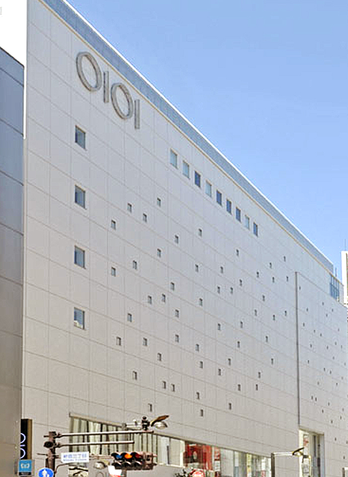 新宿マルイ 本館の写真1