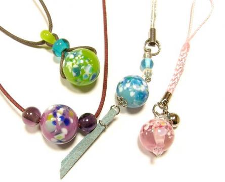 とんぼ玉と民芸和紙 大和屋の写真1