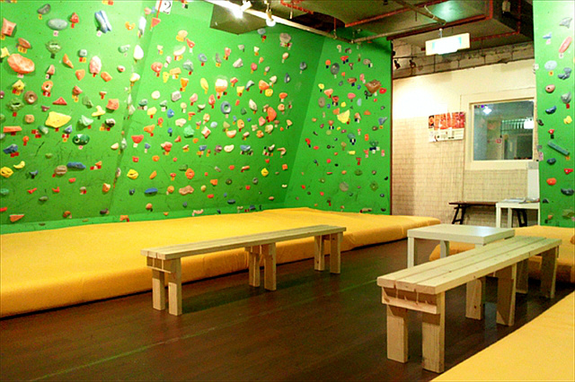 ロッククライミング(ZEN 川崎店)の写真1