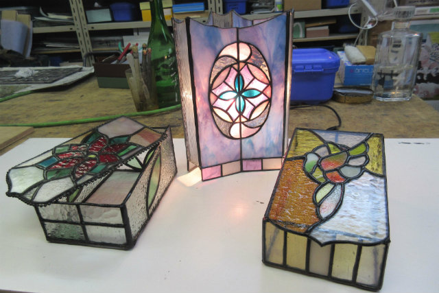 オボロステンドグラス工房の写真1