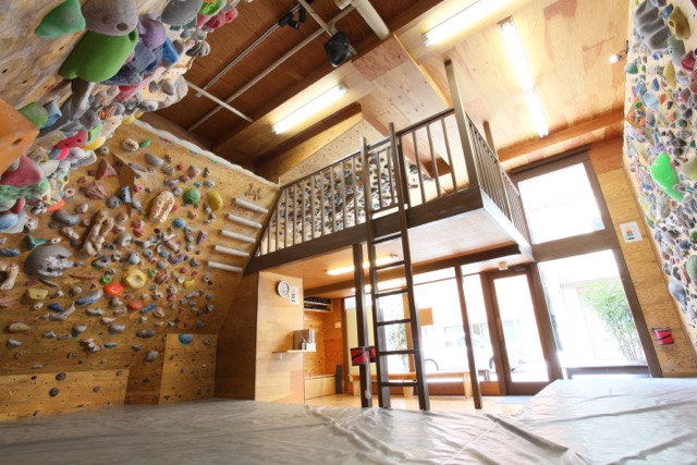 ボルダリングジムグラニー(東上野店)の写真1