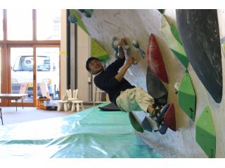 エッジアンドソファーボルダリングパーク(諏訪店)の写真1