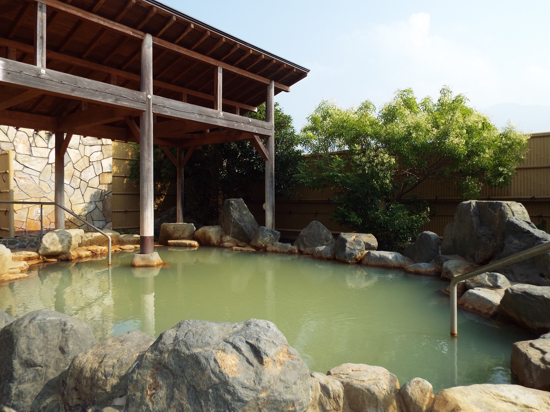 ほうじょう温泉 ふじ湯の里の写真1