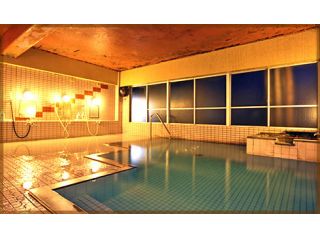 湖畔源泉かけ流しの宿　木戸池温泉ホテル&木戸池キャンプ場の写真1