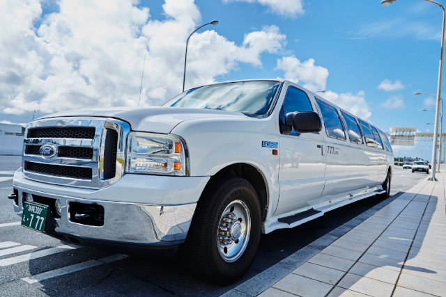 777 Okinawa Limo Serviceの写真1