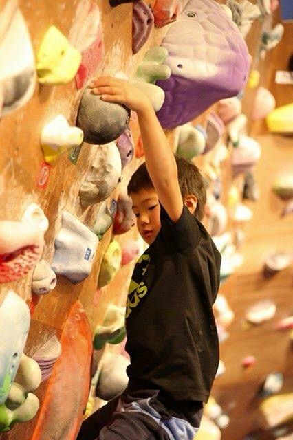 クライミングジム　ホワイトロックの写真1