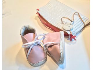 丸手印靴工房の写真1