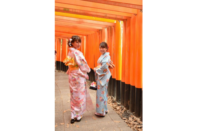 karen京都 伏見稲荷の写真1