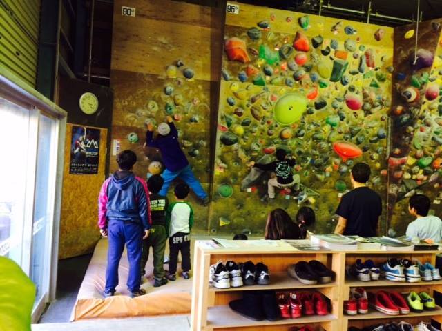 クライミングジム　ロストキャニオンの写真1