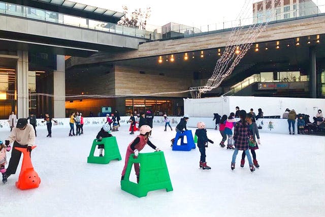 二子玉川ライズスケートガーデンの写真1