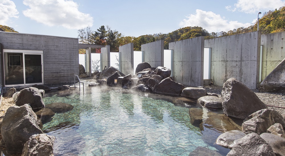 北湯沢温泉郷 湯元 ホロホロ山荘の写真1