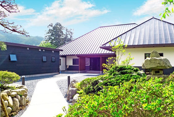 座敷わらし伝説の宿 緑風荘の写真1