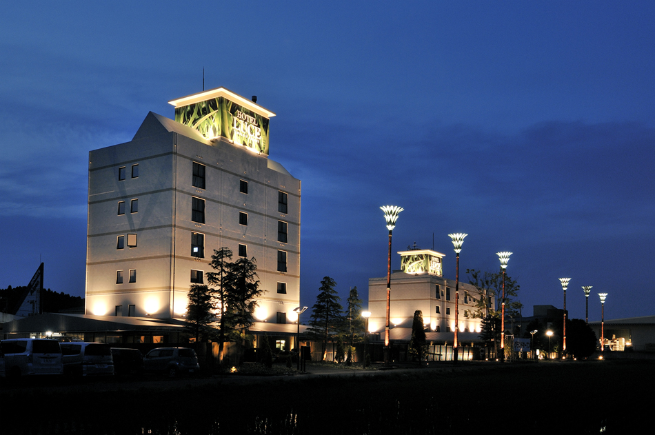 HOTEL LUCEの写真1