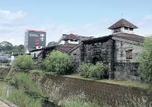 本坊酒造 マルス津貫蒸溜所の写真1