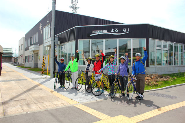 駅前交流プラザよろーなの写真1