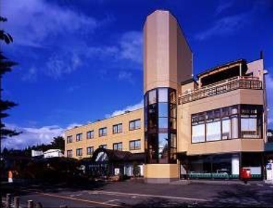 湖畔浪漫の宿 かたくりの花の写真1