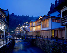 銀山温泉 旅館藤屋の写真1