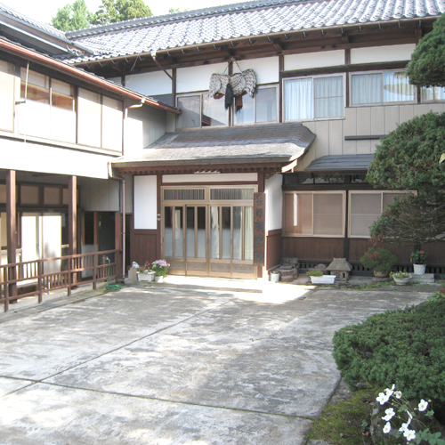 旅館 羽黒館の写真1