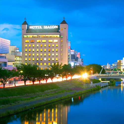 ホテルシーズンの写真1