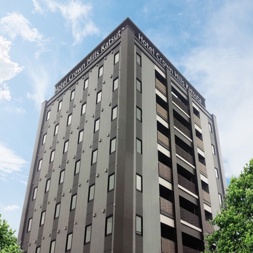 ホテルクラウンヒルズ勝田2号元町店の写真1