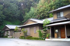 やすらぎの数寄屋民宿 やまに郷作の写真1