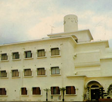 ビジネスホテル 若藤の写真1