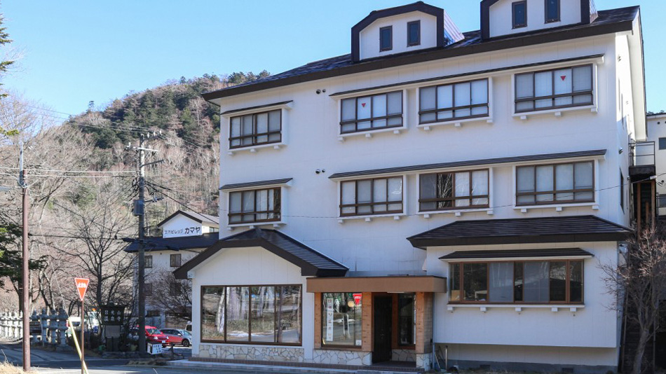 日光湯元温泉 奥日光万蔵旅館の写真1