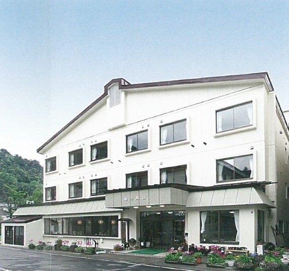 天然温泉にごり湯の宿 湯乃湖荘の写真1