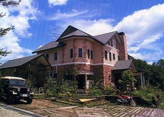 ハーミテイジ 白い雲の写真1