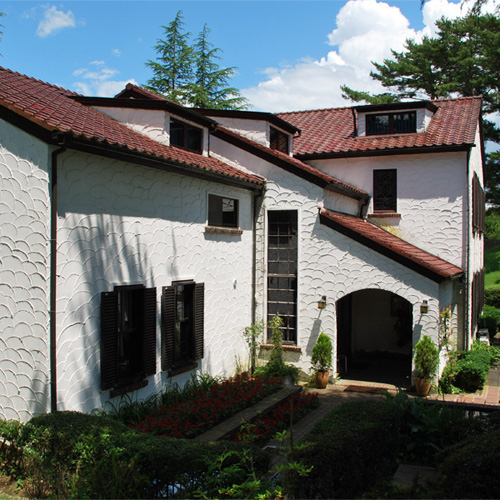 ジュンクラシックカントリークラブの写真1