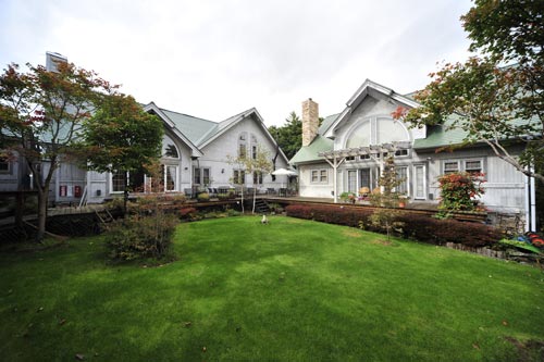 GUEST HOUSE シーダーロッジの写真1