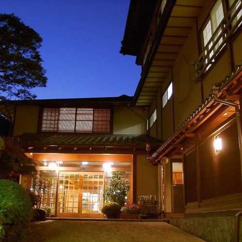 四万温泉 貸切風呂の宿 鍾寿館の写真1