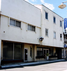 ビジネスホテル 松屋の写真1