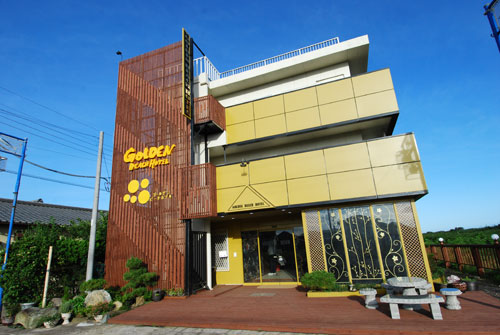 ゴールデンビーチホテルの写真1
