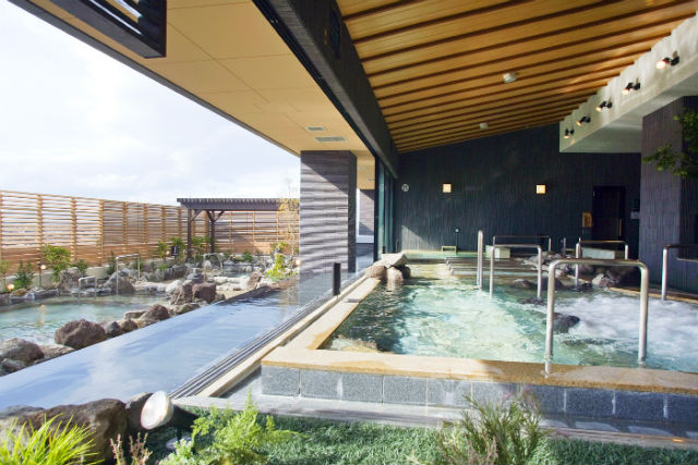 おふろの王様(高座渋谷駅前店)の写真1