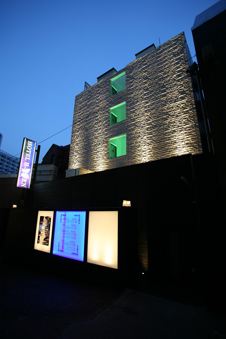 HOTEL H-SEVEN OHTSUKAの写真1