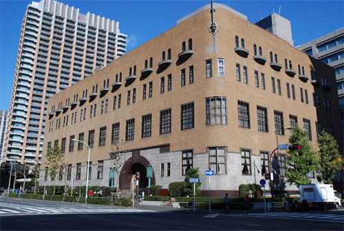 学士会館ホテルの写真1