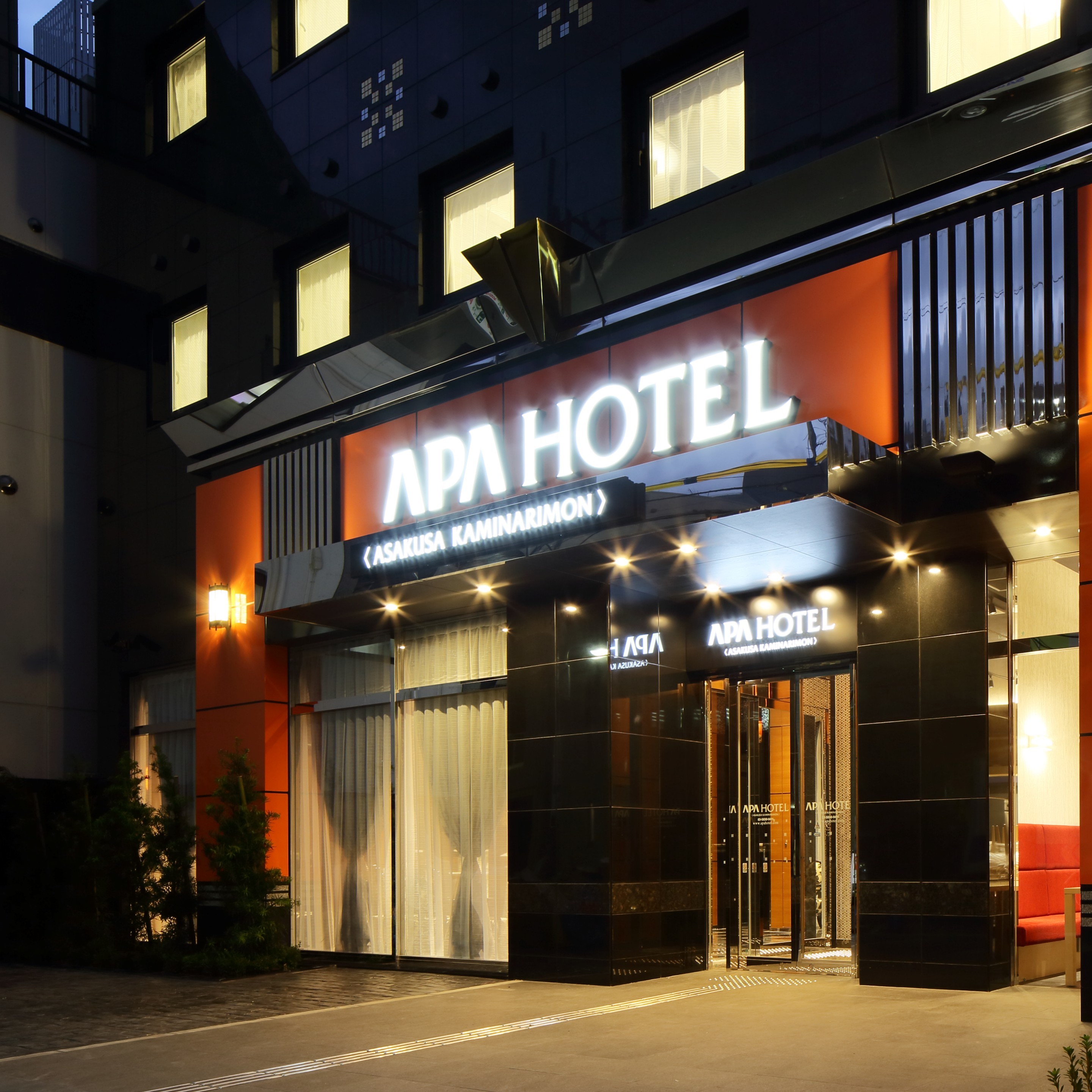 アパホテル<浅草 雷門>の写真1