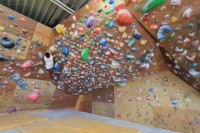 チャルゴクライミングジム花田店