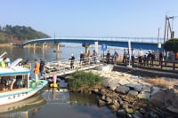 湖山池語り部遊覧船