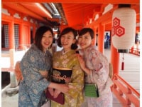 平安衣裳・着物よそおい体験所　みやじま　紅葉の賀