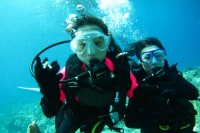 バグース ダイビングサービス