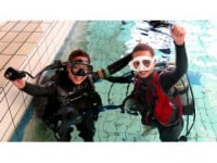 アズール(心斎橋店)