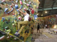 beemeeneeWaBoclimbingwall