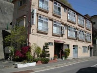 つなぎ温泉 民宿 山新