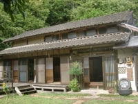 フリースタイルゲストハウス 松葉