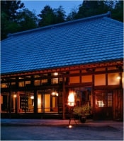 古民家宿 柚子のあぜ道 雨乞のかえる