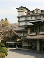 母畑温泉 八幡屋