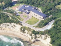 月へと照らす海の道 ホテル花天