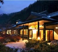 川場温泉 清流の里 錦綉山荘